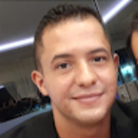 Imagem de perfil: Julio Coutinho Imagem de perfil: Julio Coutinho